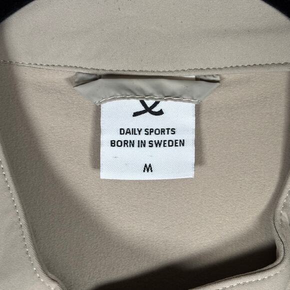 Daily Sports Taupe Lightweight Golf Vest Women’s Medium - Picture 2 of 5